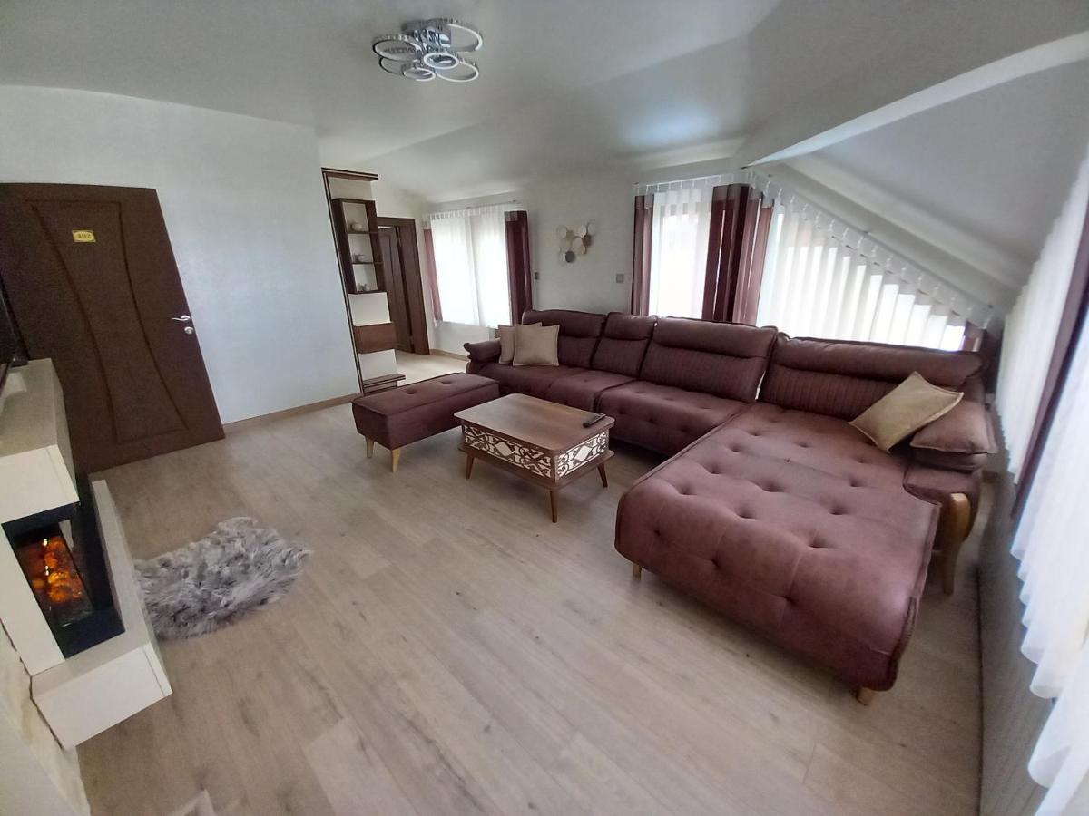 Елеганс Къща За Гости Dospat Exterior foto